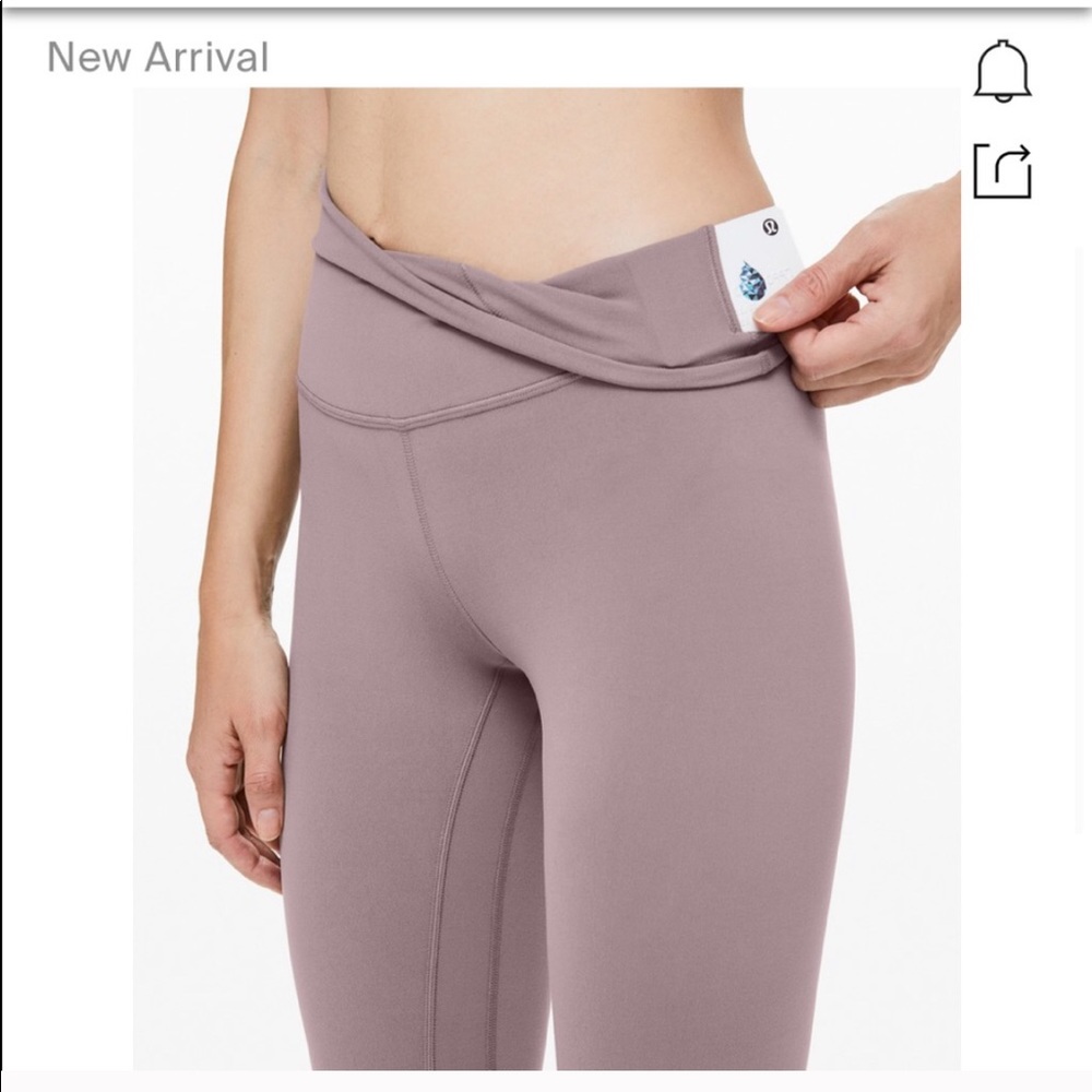 Lululemon Align 28” legging in Smokey blush - Picture 3 of 6
